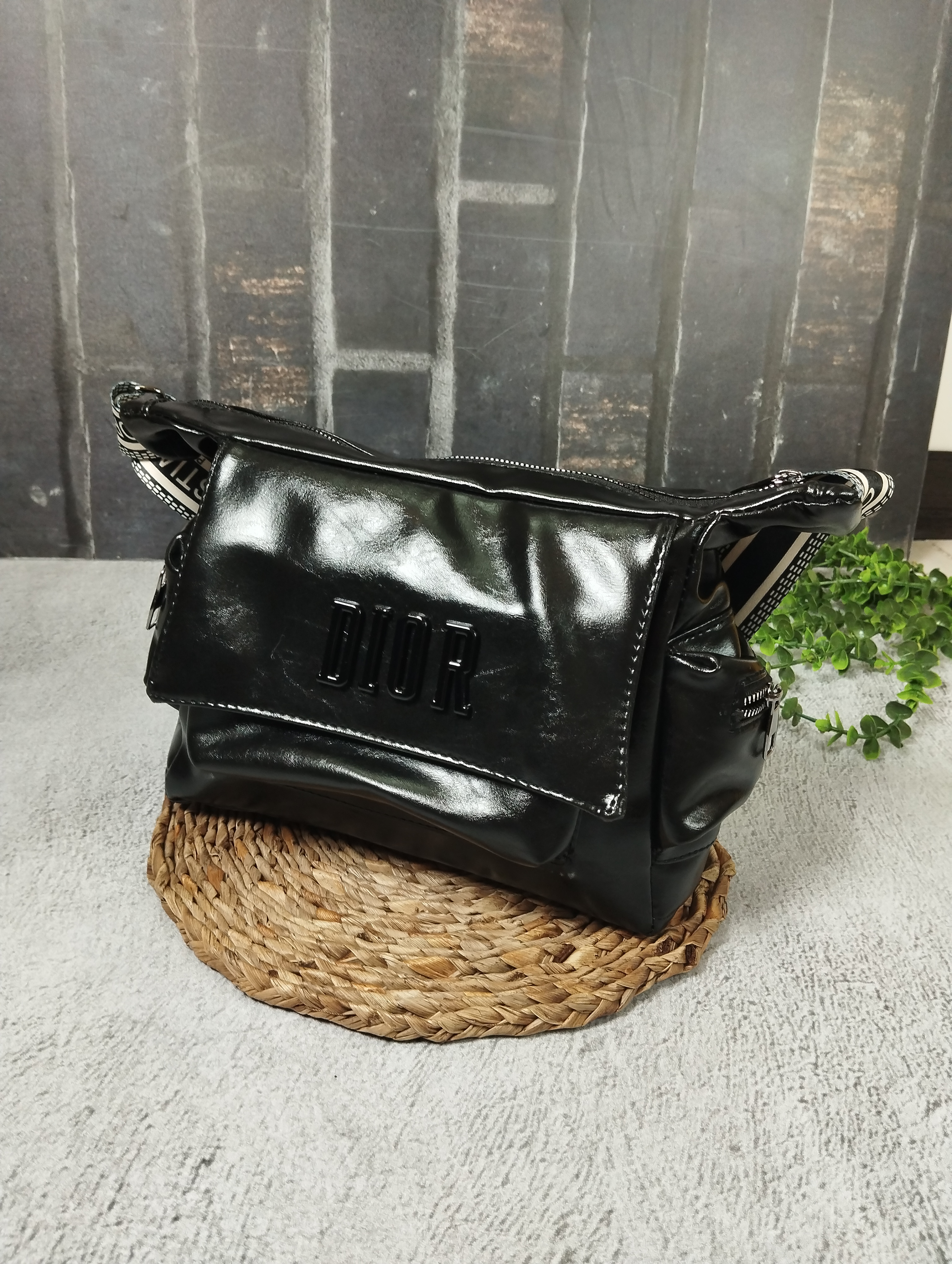 کیف دخترانه چرم شسته نرم دیور سایز متوسط